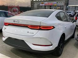 بی وای دی Qin Plus